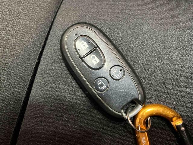 ルークス ハイウェイスターターボ　ＥＴＣ　バックカメラ　両側電動スライドドア　ナビ　ＴＶ　ＨＩＤ　スマートキー　電動格納ミラー　ベンチシート　ＣＶＴ　盗難防止システム　ＡＢＳ　ＣＤ　ＤＶＤ再生　ＵＳＢ　アルミホイール　衝突安全ボディ（11枚目）