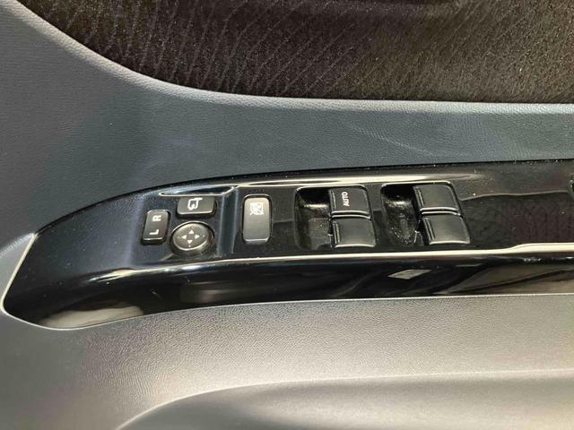 ルークス ハイウェイスターターボ　ＥＴＣ　バックカメラ　両側電動スライドドア　ナビ　ＴＶ　ＨＩＤ　スマートキー　電動格納ミラー　ベンチシート　ＣＶＴ　盗難防止システム　ＡＢＳ　ＣＤ　ＤＶＤ再生　ＵＳＢ　アルミホイール　衝突安全ボディ（32枚目）