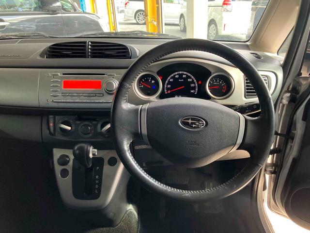 ステラ カスタムＲ　スマートキー　電動格納ミラー　ベンチシート　ＣＶＴ　盗難防止システム　ＡＢＳ　ＣＤ　ミュージックプレイヤー接続可　アルミホイール　衝突安全ボディ　エアコン　パワーステアリング　パワーウィンドウ（2枚目）