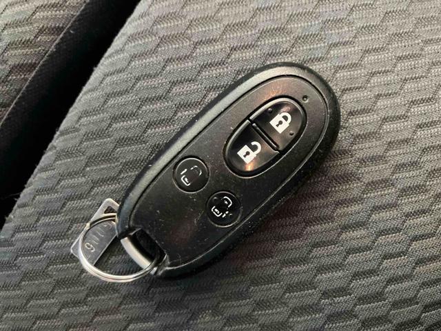 スペーシア Ｘリミテッド　ドライブレコーダー　両側電動スライドドア　ナビ　ＴＶ　衝突被害軽減システム　ＨＩＤ　スマートキー　アイドリングストップ　電動格納ミラー　ベンチシート　ＣＶＴ　盗難防止システム　ＡＢＳ　ＥＳＣ　ＣＤ（10枚目）