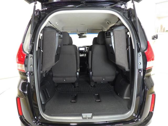 フリード Ｇ・ホンダセンシング　フルセグ　メモリーナビ　ＤＶＤ再生　バックカメラ　衝突被害軽減システム　ＥＴＣ　両側電動スライド　ウオークスルー　乗車定員６人　３列シート　盗難防止装置　ＣＤ　スマートキー　オートクルーズコントロール（28枚目）