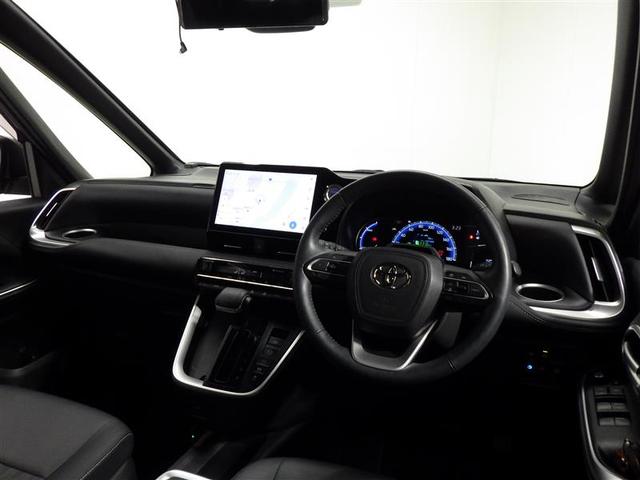 ノア ハイブリッドＳ－Ｚ　フルセグ　メモリーナビ　ＤＶＤ再生　ミュージックプレイヤー接続可　バックカメラ　衝突被害軽減システム　ＥＴＣ　両側電動スライド　ＬＥＤヘッドランプ　乗車定員７人　３列シート　ワンオーナー　盗難防止装置（5枚目）