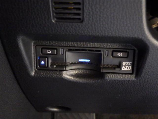 ノア ハイブリッドＳ－Ｚ　フルセグ　メモリーナビ　ＤＶＤ再生　ミュージックプレイヤー接続可　バックカメラ　衝突被害軽減システム　ＥＴＣ　両側電動スライド　ＬＥＤヘッドランプ　乗車定員７人　３列シート　ワンオーナー　盗難防止装置（20枚目）