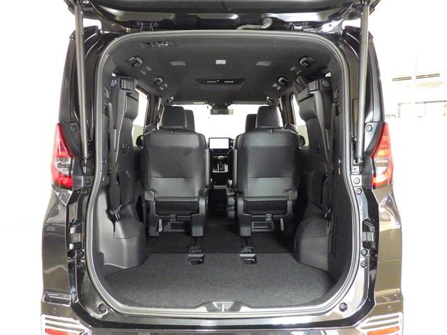 ノア ハイブリッドＳ－Ｚ　フルセグ　メモリーナビ　ＤＶＤ再生　ミュージックプレイヤー接続可　バックカメラ　衝突被害軽減システム　ＥＴＣ　両側電動スライド　ＬＥＤヘッドランプ　乗車定員７人　３列シート　ワンオーナー　盗難防止装置（27枚目）