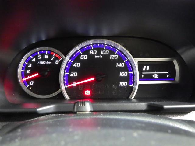 ルーミー カスタムＧ　フルセグ　メモリーナビ　ＤＶＤ再生　バックカメラ　衝突被害軽減システム　ＥＴＣ　両側電動スライド　ＬＥＤヘッドランプ　ウオークスルー　ワンオーナー　アイドリングストップ　盗難防止装置　アルミホイール（6枚目）