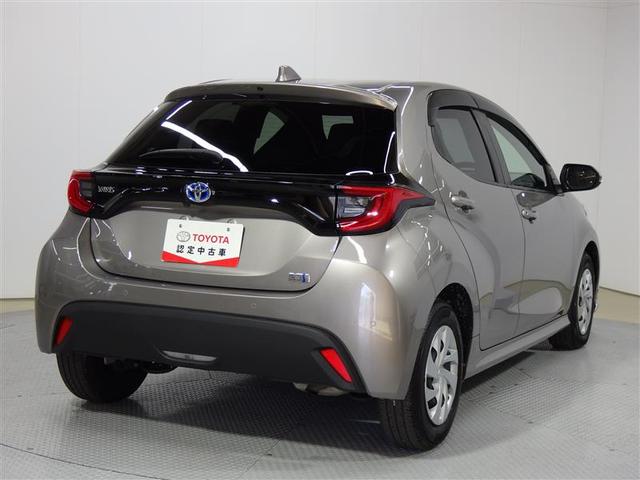 ヤリス ハイブリッドG フルセグ ミュージックプレイヤー接続可 バックカメラ 衝突被害軽減システム ETC LEDヘッドランプ ワンオーナー 盗難防止装置 スマートキー オートクルーズコントロール フル装備 エアバッグ(3枚目)