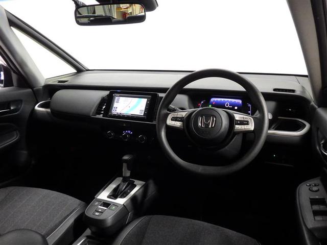 フィット ホーム　メモリーナビ　バックカメラ　衝突被害軽減システム　ＥＴＣ　ドラレコ　ＬＥＤヘッドランプ　盗難防止装置　ＣＤ　スマートキー　オートクルーズコントロール　フル装備　エアバッグ　横滑り防止機能（5枚目）