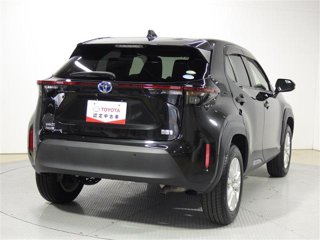 ヤリスクロス ハイブリッドＧ　フルセグ　ＤＶＤ再生　ミュージックプレイヤー接続可　バックカメラ　衝突被害軽減システム　ＥＴＣ　ワンオーナー　盗難防止装置　アルミホイール　ＣＤ　スマートキー　オートクルーズコントロール　フル装備（3枚目）