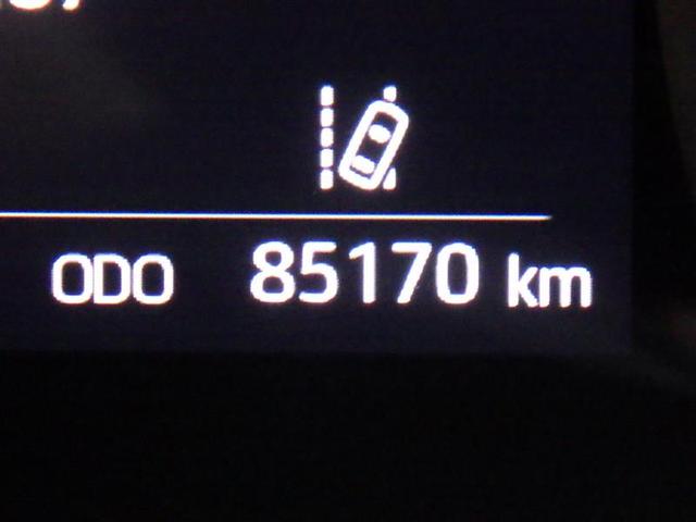 ヤリスクロス ハイブリッドＧ　フルセグ　ＤＶＤ再生　ミュージックプレイヤー接続可　バックカメラ　衝突被害軽減システム　ＥＴＣ　ワンオーナー　盗難防止装置　アルミホイール　ＣＤ　スマートキー　オートクルーズコントロール　フル装備（7枚目）