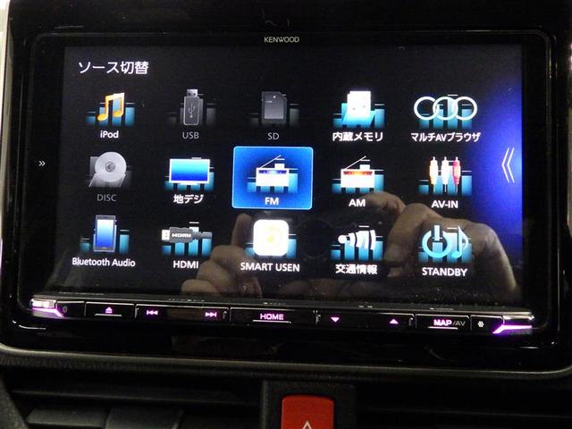 ヴォクシー ＺＳ　煌ＩＩＩ　フルセグ　メモリーナビ　ＤＶＤ再生　後席モニター　バックカメラ　衝突被害軽減システム　ＥＴＣ　両側電動スライド　ＬＥＤヘッドランプ　ウオークスルー　乗車定員７人　３列シート　ワンオーナー　フルエアロ（11枚目）