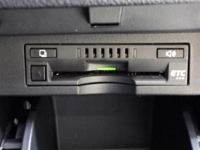 ヴェルファイアハイブリッド Ｚ　ゴールデンアイズ　サンルーフ　４ＷＤ　フルセグ　メモリーナビ　ＤＶＤ再生　ミュージックプレイヤー接続可　後席モニター　バックカメラ　衝突被害軽減システム　ＥＴＣ　両側電動スライド　ＬＥＤヘッドランプ　乗車定員７人　ＣＤ（21枚目）