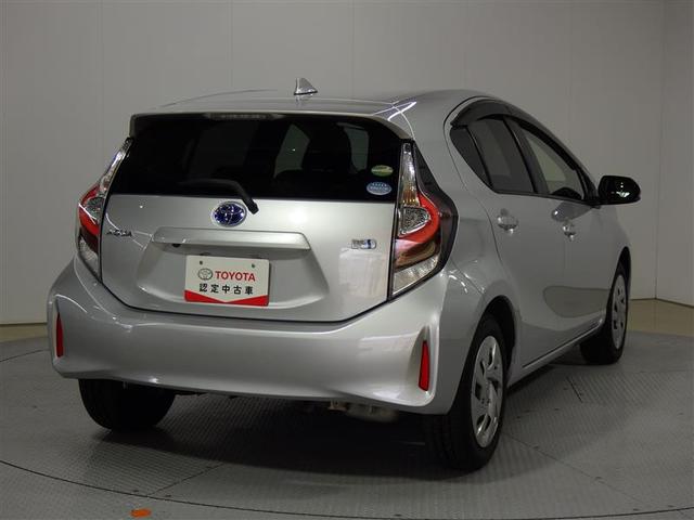 アクア S ワンセグ メモリーナビ バックカメラ ETC 盗難防止装置 CD スマートキー フル装備 エアバッグ 横滑り防止機能 ハイブリッド(3枚目)