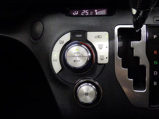 シエンタ ハイブリッドＧ　メモリーナビ　バックカメラ　衝突被害軽減システム　両側電動スライド　ＬＥＤヘッドランプ　ウオークスルー　乗車定員７人　盗難防止装置　スマートキー　オートクルーズコントロール　フル装備　エアバッグ（12枚目）