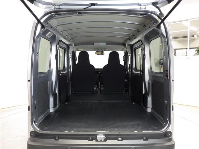 ハイゼットカーゴ ＤＸ　衝突被害軽減システム　アイドリングストップ　フル装備　エアバッグ　横滑り防止機能（15枚目）