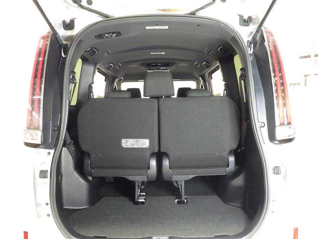 ノア Ｇ　フルセグ　メモリーナビ　ＤＶＤ再生　後席モニター　バックカメラ　衝突被害軽減システム　ＥＴＣ　両側電動スライド　ＬＥＤヘッドランプ　ウオークスルー　乗車定員７人　３列シート　アイドリングストップ　ＣＤ（28枚目）