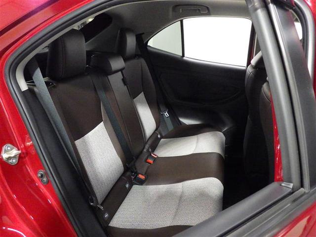 ヤリスクロス ハイブリッドＺ　フルセグ　メモリーナビ　ミュージックプレイヤー接続可　バックカメラ　衝突被害軽減システム　ＥＴＣ　ＬＥＤヘッドランプ　ワンオーナー　盗難防止装置　アルミホイール　電動シート　スマートキー　フル装備（25枚目）