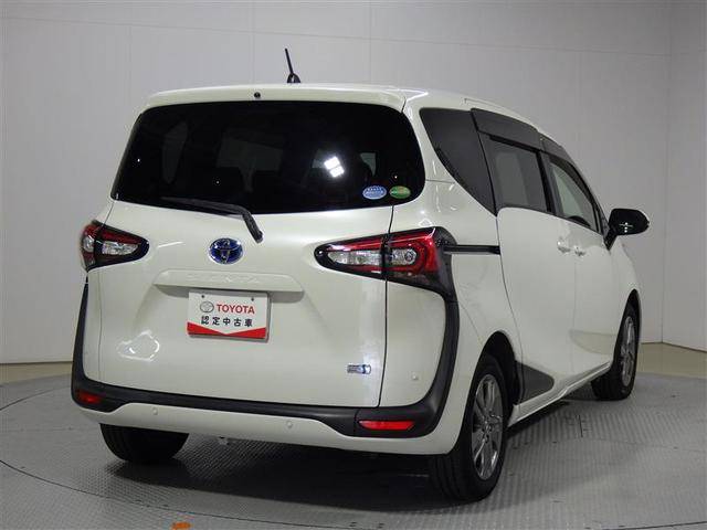 シエンタ ハイブリッドG クエロ フルセグ メモリーナビ DVD再生 衝突被害軽減システム ETC 両側電動スライド LEDヘッドランプ ウオークスルー 乗車定員7人 3列シート ワンオーナー 盗難防止装置 アルミホイール CD(3枚目)