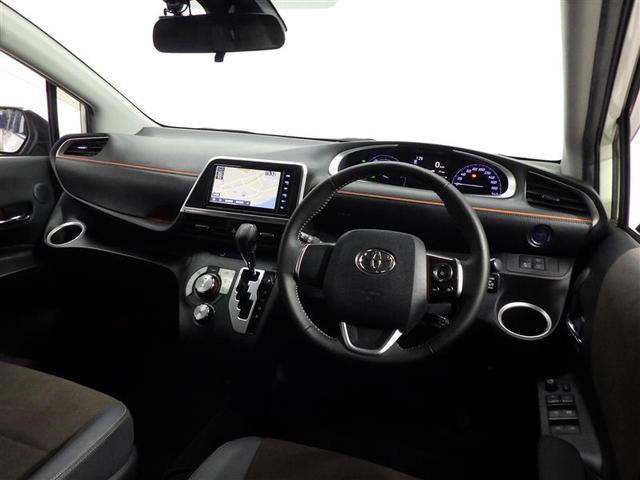 シエンタ ハイブリッドG クエロ フルセグ メモリーナビ DVD再生 衝突被害軽減システム ETC 両側電動スライド LEDヘッドランプ ウオークスルー 乗車定員7人 3列シート ワンオーナー 盗難防止装置 アルミホイール CD(4枚目)