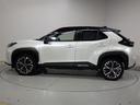 ヤリスクロス ハイブリッドZ 4WD フルセグ ミュージックプレイヤー接続可 バックカメラ 衝突被害軽減システム ETC ドラレコ LEDヘッドランプ ワンオーナー 盗難防止装置 アルミホイール 電動シート スマートキー フル装備 中古車画像_2