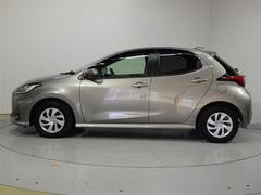 ヤリス ハイブリッドＧ　フルセグ　ミュージックプレイヤー接続可　バックカメラ　衝突被害軽減システム 0804117A20251205T001 2