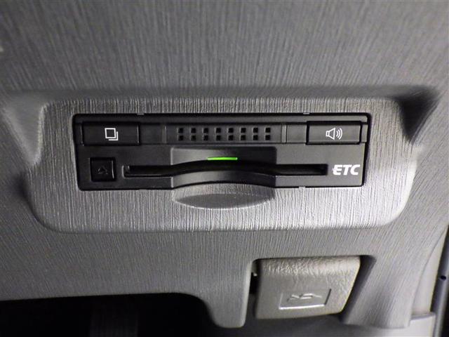 プリウスα Ｓ　フルセグ　ＨＤＤナビ　ＤＶＤ再生　後席モニター　バックカメラ　ＥＴＣ　盗難防止装置　アルミホイール　ＣＤ　スマートキー　フル装備　エアバッグ　横滑り防止機能　ハイブリッド（19枚目）