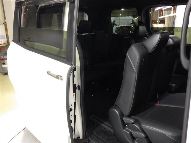 ノア Ｓｉ　ダブルバイビーＩＩＩ　フルセグ　メモリーナビ　ＤＶＤ再生　後席モニター　バックカメラ　衝突被害軽減システム　ＥＴＣ　両側電動スライド　ＬＥＤヘッドランプ　ウオークスルー　乗車定員８人　３列シート　ワンオーナー　フルエアロ（27枚目）