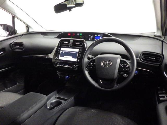 プリウス Ｓ　メモリーナビ　ミュージックプレイヤー接続可　バックカメラ　衝突被害軽減システム　ＥＴＣ　ＬＥＤヘッドランプ　ワンオーナー　盗難防止装置　アルミホイール　スマートキー　オートクルーズコントロール（5枚目）