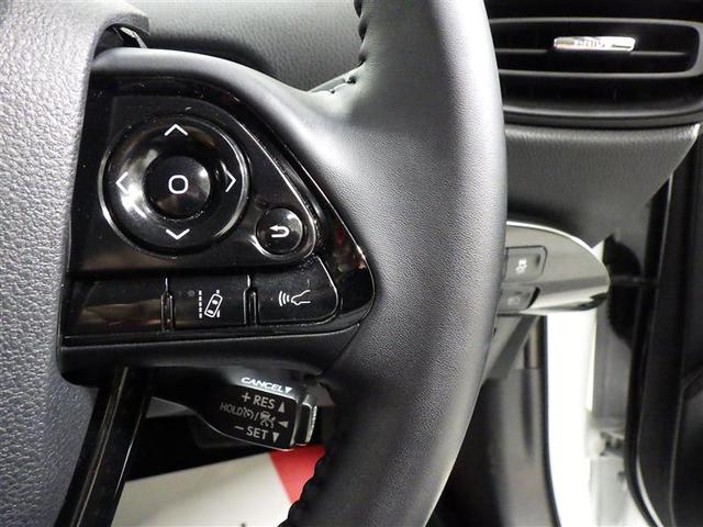 プリウス Ｓ　メモリーナビ　ミュージックプレイヤー接続可　バックカメラ　衝突被害軽減システム　ＥＴＣ　ＬＥＤヘッドランプ　ワンオーナー　盗難防止装置　アルミホイール　スマートキー　オートクルーズコントロール（16枚目）