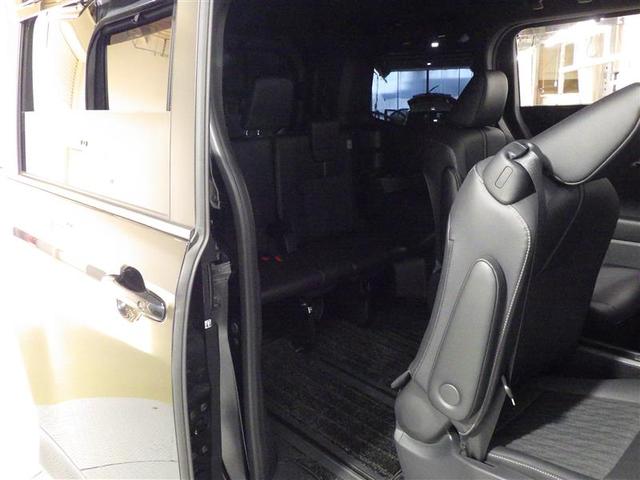 ノア ハイブリッドＳ－Ｚ　フルセグ　メモリーナビ　ＤＶＤ再生　ミュージックプレイヤー接続可　後席モニター　バックカメラ　衝突被害軽減システム　ＥＴＣ　ドラレコ　両側電動スライド　ＬＥＤヘッドランプ　乗車定員７人　３列シート（25枚目）