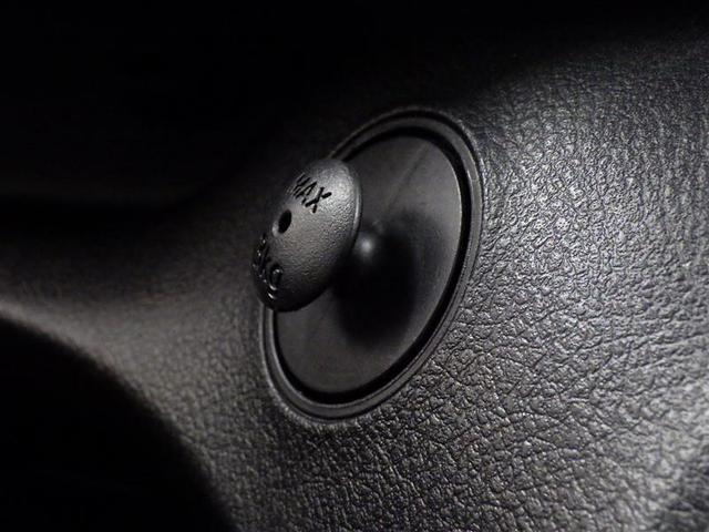 シエンタ Ｇ　クエロ　フルセグ　メモリーナビ　ＤＶＤ再生　バックカメラ　衝突被害軽減システム　ＥＴＣ　両側電動スライド　ＬＥＤヘッドランプ　ウオークスルー　乗車定員７人　３列シート　ワンオーナー　アイドリングストップ　ＣＤ（14枚目）