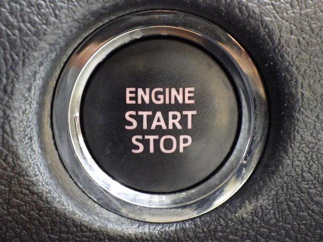 シエンタ Ｇ　クエロ　フルセグ　メモリーナビ　ＤＶＤ再生　バックカメラ　衝突被害軽減システム　ＥＴＣ　両側電動スライド　ＬＥＤヘッドランプ　ウオークスルー　乗車定員７人　３列シート　ワンオーナー　アイドリングストップ　ＣＤ（19枚目）