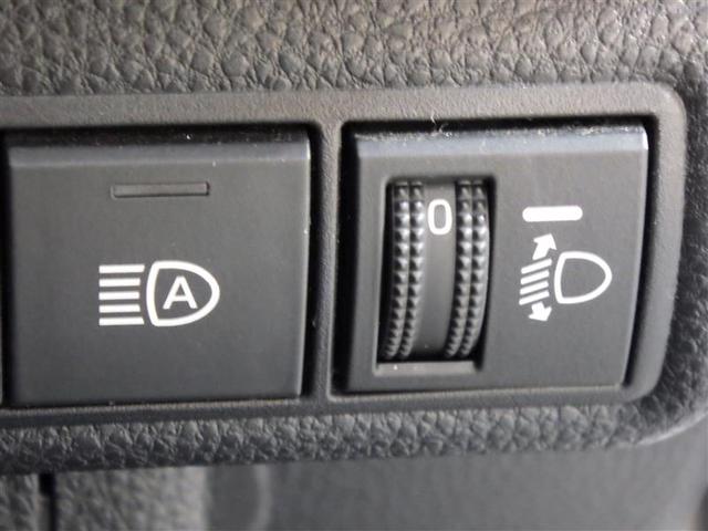 カローラツーリング ダブルバイビー　ミュージックプレイヤー接続可　バックカメラ　衝突被害軽減システム　ＬＥＤヘッドランプ　盗難防止装置　アルミホイール　スマートキー　オートクルーズコントロール　フル装備　エアバッグ　横滑り防止機能（18枚目）