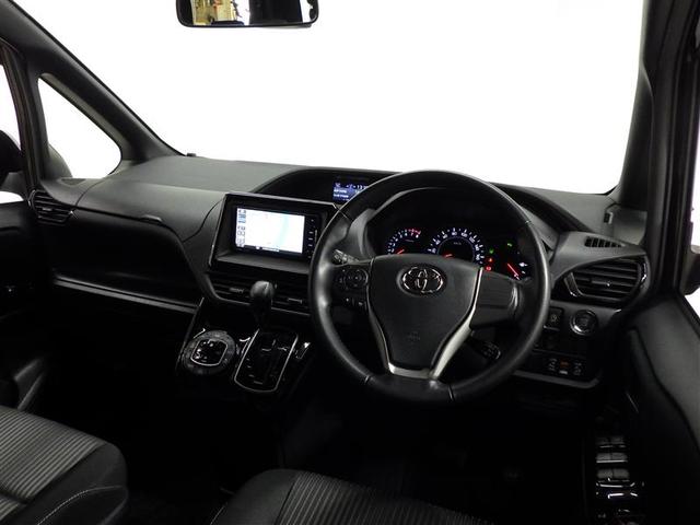 ノア Ｓｉ　フルセグ　メモリーナビ　ＤＶＤ再生　後席モニター　バックカメラ　衝突被害軽減システム　ＥＴＣ　両側電動スライド　ＬＥＤヘッドランプ　ウオークスルー　乗車定員８人　３列シート　ワンオーナー　フルエアロ（5枚目）