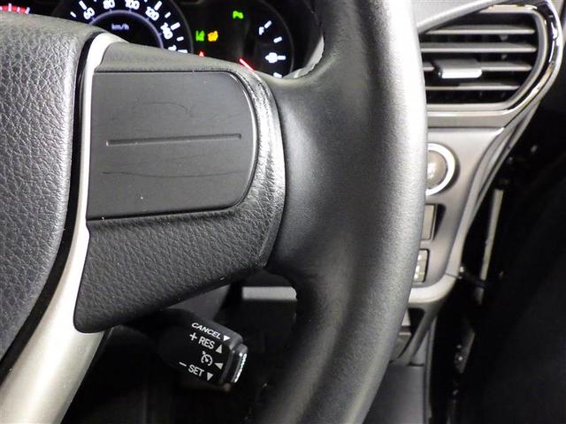 ノア Ｓｉ　フルセグ　メモリーナビ　ＤＶＤ再生　後席モニター　バックカメラ　衝突被害軽減システム　ＥＴＣ　両側電動スライド　ＬＥＤヘッドランプ　ウオークスルー　乗車定員８人　３列シート　ワンオーナー　フルエアロ（17枚目）