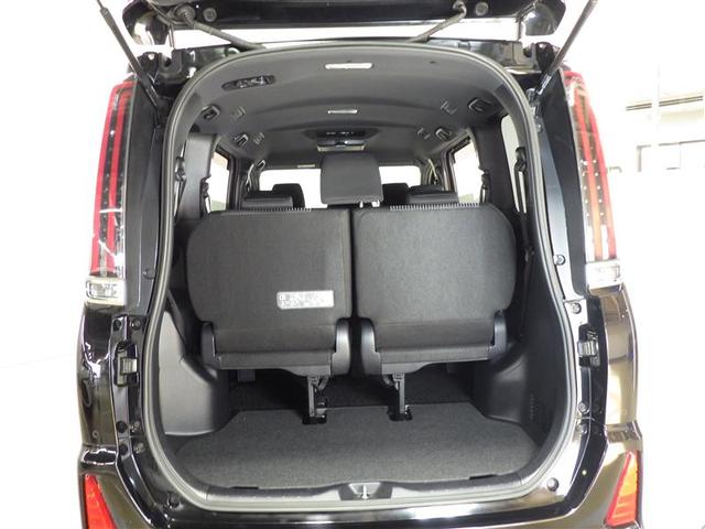 ノア Ｓｉ　フルセグ　メモリーナビ　ＤＶＤ再生　後席モニター　バックカメラ　衝突被害軽減システム　ＥＴＣ　両側電動スライド　ＬＥＤヘッドランプ　ウオークスルー　乗車定員８人　３列シート　ワンオーナー　フルエアロ（28枚目）