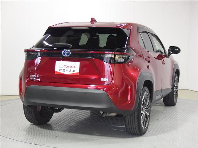 ヤリスクロス ハイブリッドＺ　ミュージックプレイヤー接続可　バックカメラ　衝突被害軽減システム　ＥＴＣ　ＬＥＤヘッドランプ　ワンオーナー　盗難防止装置　アルミホイール　電動シート　スマートキー　オートクルーズコントロール　フル装備（3枚目）