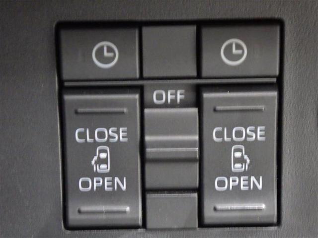 ルーミー カスタムＧ　フルセグ　メモリーナビ　ＤＶＤ再生　バックカメラ　衝突被害軽減システム　両側電動スライド　ＬＥＤヘッドランプ　ウオークスルー　ワンオーナー　アイドリングストップ　盗難防止装置　アルミホイール　ＣＤ（19枚目）