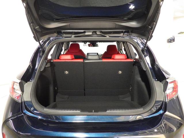 カローラスポーツ ハイブリッドＧ　Ｚ　フルセグ　メモリーナビ　ＤＶＤ再生　バックカメラ　衝突被害軽減システム　ＥＴＣ　ＬＥＤヘッドランプ　ワンオーナー　フルエアロ　盗難防止装置　アルミホイール　ＣＤ　スマートキー　フル装備　エアバッグ（25枚目）