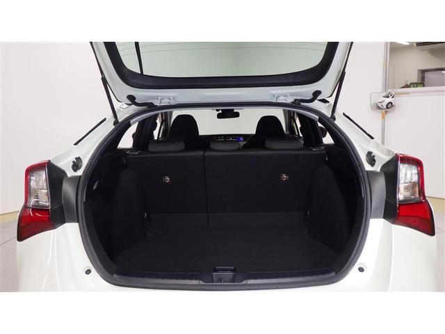 プリウス Ｓ　ワンセグ　メモリーナビ　バックカメラ　衝突被害軽減システム　ＬＥＤヘッドランプ　ワンオーナー　盗難防止装置　アルミホイール　ＣＤ　スマートキー　オートクルーズコントロール　フル装備　エアバッグ（24枚目）