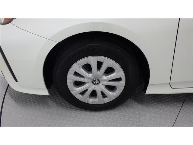 プリウス Ｓ　ワンセグ　メモリーナビ　バックカメラ　衝突被害軽減システム　ＬＥＤヘッドランプ　ワンオーナー　盗難防止装置　アルミホイール　ＣＤ　スマートキー　オートクルーズコントロール　フル装備　エアバッグ（26枚目）