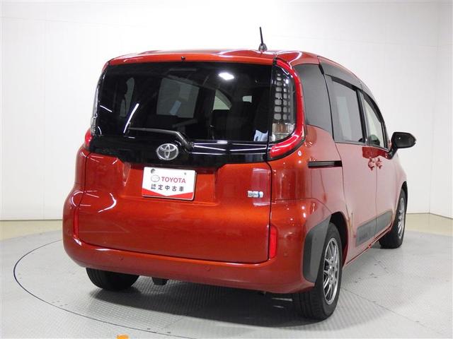 シエンタ ハイブリッドＺ　フルセグ　メモリーナビ　ＤＶＤ再生　ミュージックプレイヤー接続可　バックカメラ　衝突被害軽減システム　ＥＴＣ　ドラレコ　両側電動スライド　ＬＥＤヘッドランプ　ウオークスルー　３列シート　ワンオーナー（3枚目）