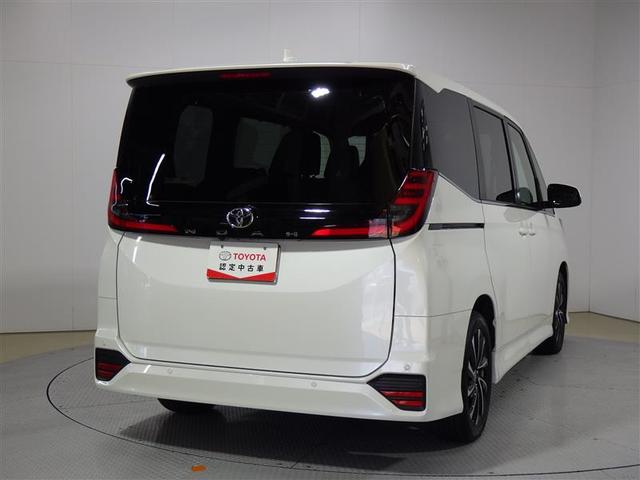 ノア Ｓ－Ｚ　メモリーナビ　ミュージックプレイヤー接続可　バックカメラ　衝突被害軽減システム　ＥＴＣ　ドラレコ　両側電動スライド　ＬＥＤヘッドランプ　乗車定員７人　３列シート　ワンオーナー　盗難防止装置　フル装備（3枚目）