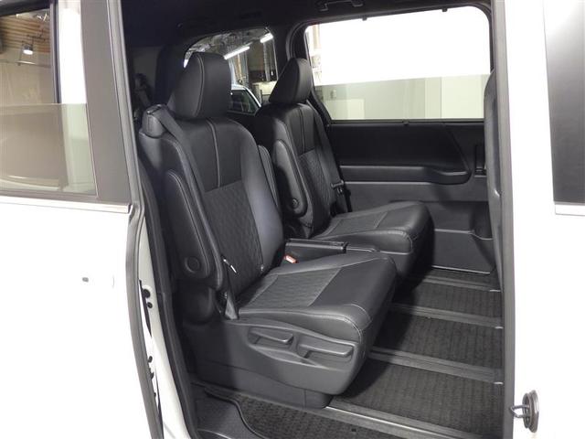 ノア Ｓ－Ｚ　メモリーナビ　ミュージックプレイヤー接続可　バックカメラ　衝突被害軽減システム　ＥＴＣ　ドラレコ　両側電動スライド　ＬＥＤヘッドランプ　乗車定員７人　３列シート　ワンオーナー　盗難防止装置　フル装備（23枚目）