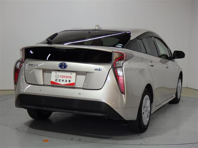 プリウス Ｓセーフティプラス　ワンセグ　メモリーナビ　ＤＶＤ再生　バックカメラ　衝突被害軽減システム　ＥＴＣ　ＬＥＤヘッドランプ　盗難防止装置　アルミホイール　ＣＤ　スマートキー　オートクルーズコントロール　フル装備　エアバッグ（3枚目）