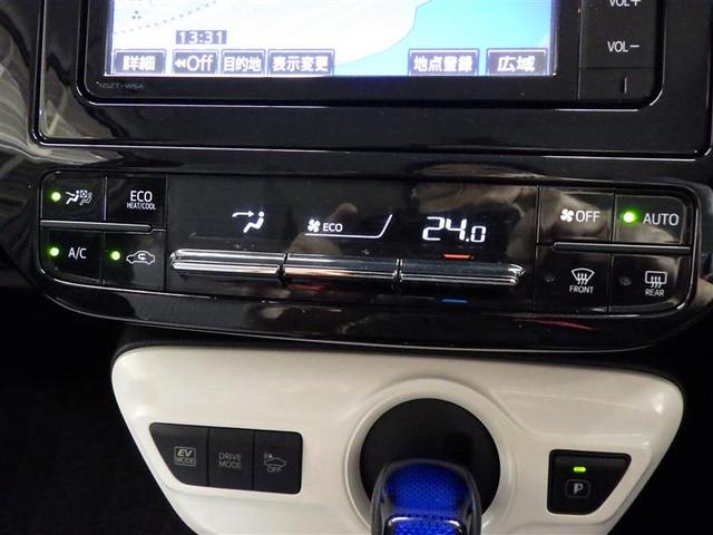 プリウス Ｓセーフティプラス　ワンセグ　メモリーナビ　ＤＶＤ再生　バックカメラ　衝突被害軽減システム　ＥＴＣ　ＬＥＤヘッドランプ　盗難防止装置　アルミホイール　ＣＤ　スマートキー　オートクルーズコントロール　フル装備　エアバッグ（12枚目）