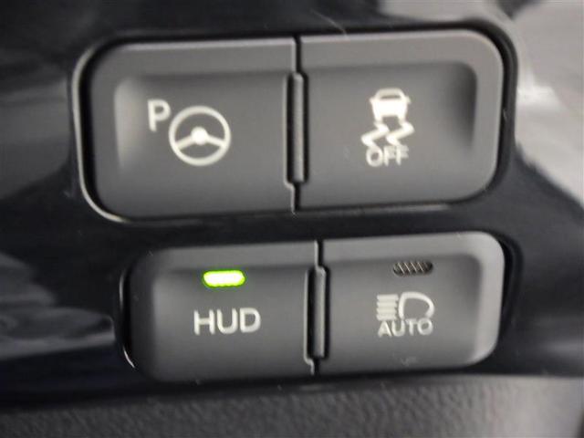 プリウス Ｓセーフティプラス　ワンセグ　メモリーナビ　ＤＶＤ再生　バックカメラ　衝突被害軽減システム　ＥＴＣ　ＬＥＤヘッドランプ　盗難防止装置　アルミホイール　ＣＤ　スマートキー　オートクルーズコントロール　フル装備　エアバッグ（18枚目）