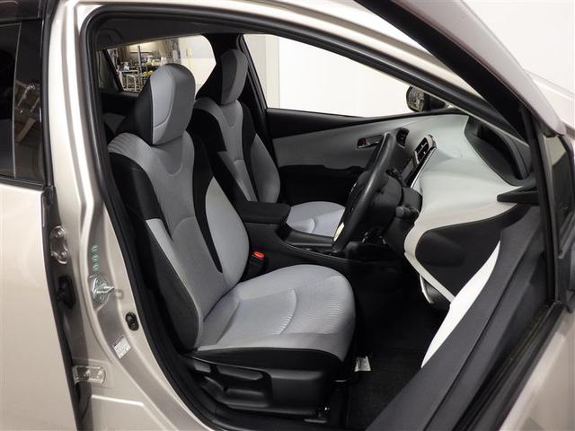 プリウス Ｓセーフティプラス　ワンセグ　メモリーナビ　ＤＶＤ再生　バックカメラ　衝突被害軽減システム　ＥＴＣ　ＬＥＤヘッドランプ　盗難防止装置　アルミホイール　ＣＤ　スマートキー　オートクルーズコントロール　フル装備　エアバッグ（21枚目）