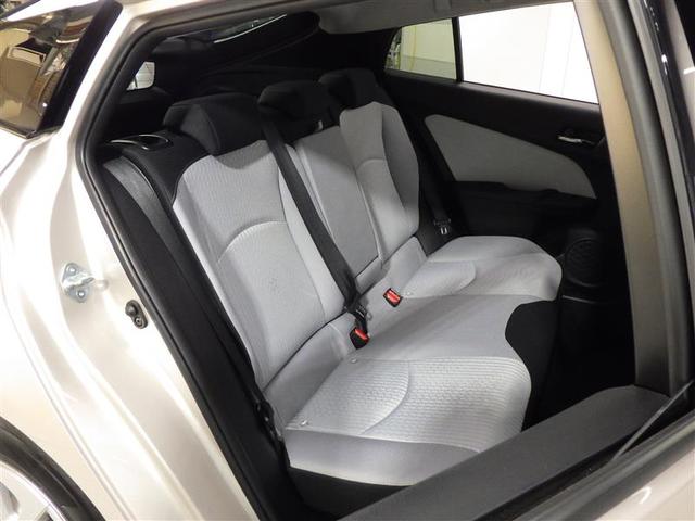 プリウス Ｓセーフティプラス　ワンセグ　メモリーナビ　ＤＶＤ再生　バックカメラ　衝突被害軽減システム　ＥＴＣ　ＬＥＤヘッドランプ　盗難防止装置　アルミホイール　ＣＤ　スマートキー　オートクルーズコントロール　フル装備　エアバッグ（22枚目）