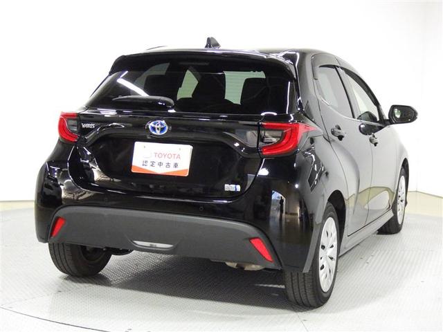 ヤリス ハイブリッドＺ　ミュージックプレイヤー接続可　バックカメラ　衝突被害軽減システム　ドラレコ　ＬＥＤヘッドランプ　ワンオーナー　盗難防止装置　スマートキー　オートクルーズコントロール　フル装備　エアバッグ　ハイブリッド（3枚目）