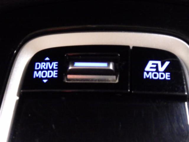 カローラツーリング ハイブリッド G-X メモリーナビ バックカメラ 衝突被害軽減システム ETC LEDヘッドランプ 盗難防止装置 スマートキー オートクルーズコントロール フル装備 エアバッグ 横滑り防止機能 ハイブリッド(13枚目)